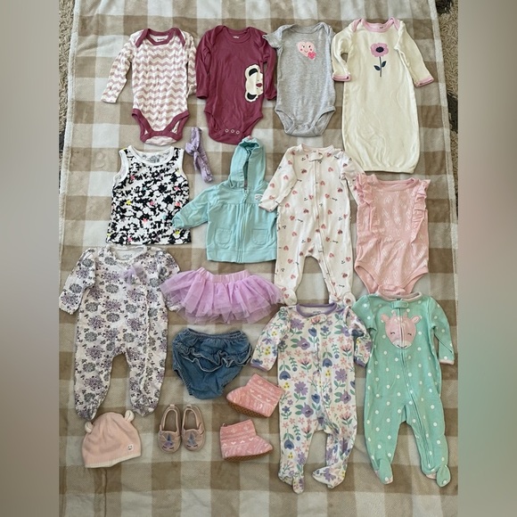 Baby girl bundle Floral and pink clothes tutu, shows, onesies, sleepers&jacket - Picture 1 of 14
